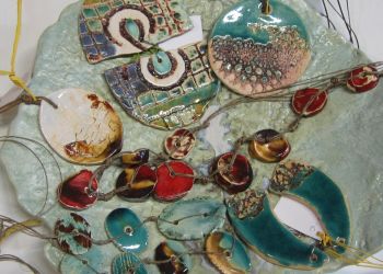 Powiększ zdjęcie: ceramiczna biżuteria
