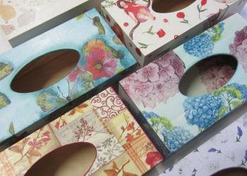 Powiększ zdjęcie: pudełka na chusteczki zdobione metodą decoupage
